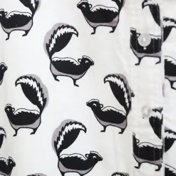 La Cera™ Camisa De Noche Henley De Franela Whimsical Skunk De Talla Grande