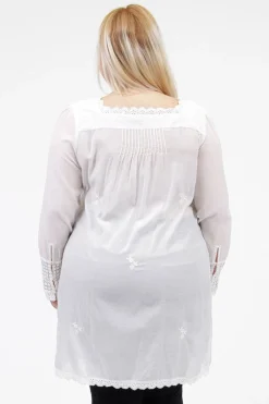 La Cera™ Top Con Detalle De Encaje Y Manga Larga De Talla Grande La Cera