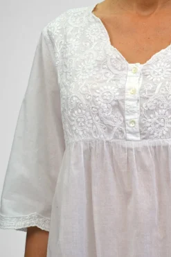 La Cera™ Vestido Con Botones Bordados En La Parte Delantera De La Cera